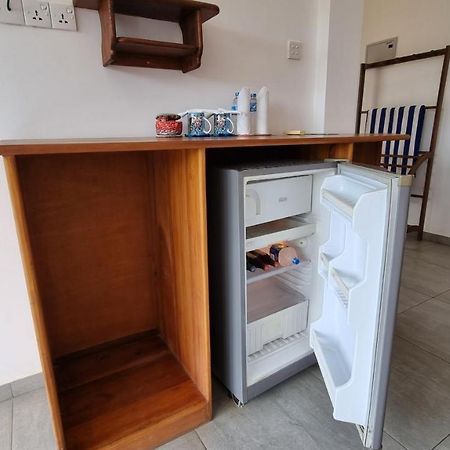 Aussie Swiss Weligama Hotel Kültér fotó