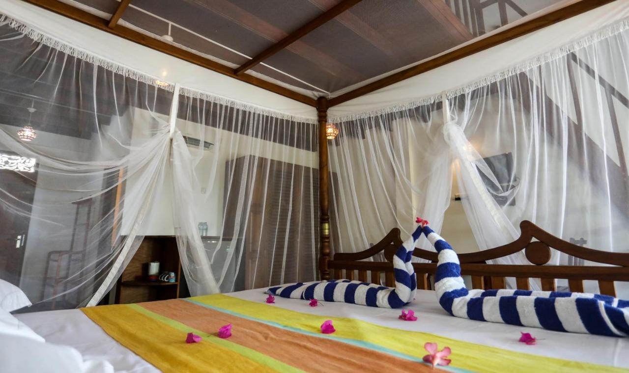 Aussie Swiss Weligama Hotel Kültér fotó