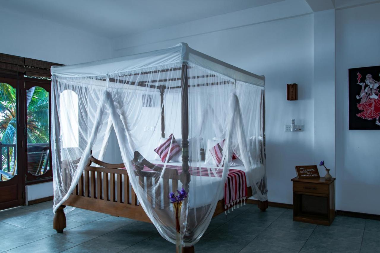 Aussie Swiss Weligama Hotel Kültér fotó