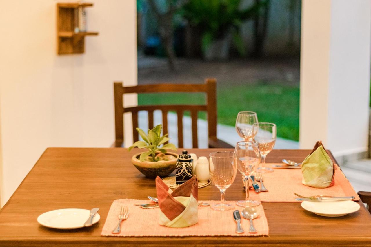 Aussie Swiss Weligama Hotel Kültér fotó