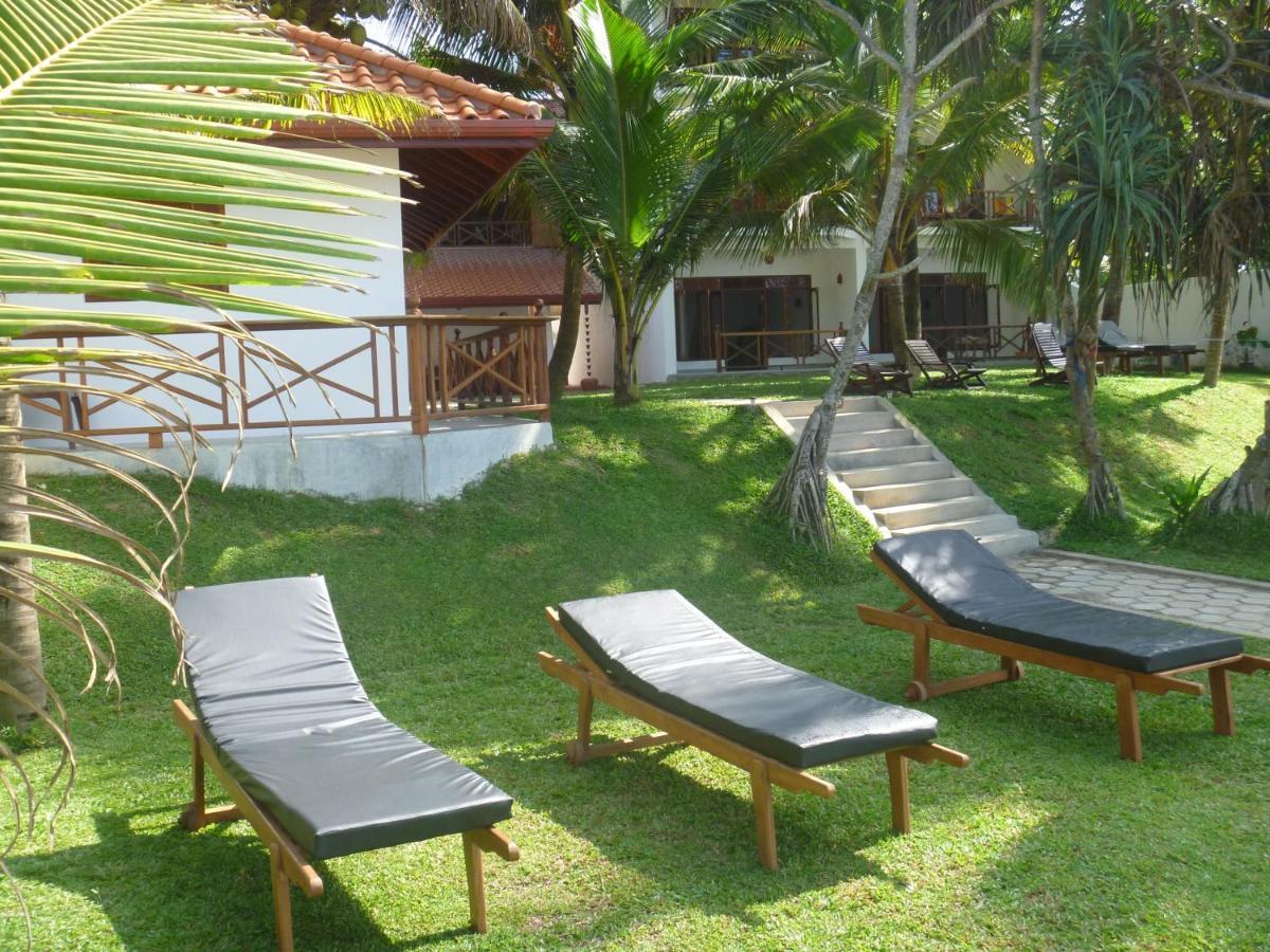 Aussie Swiss Weligama Hotel Kültér fotó