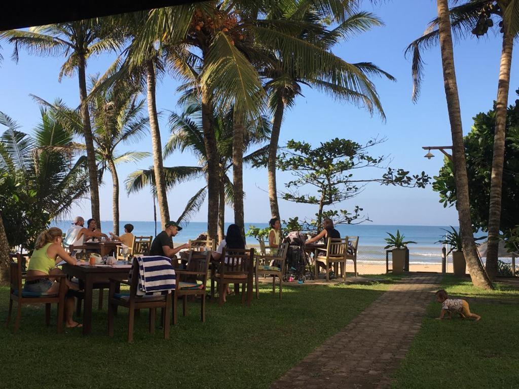 Aussie Swiss Weligama Hotel Kültér fotó