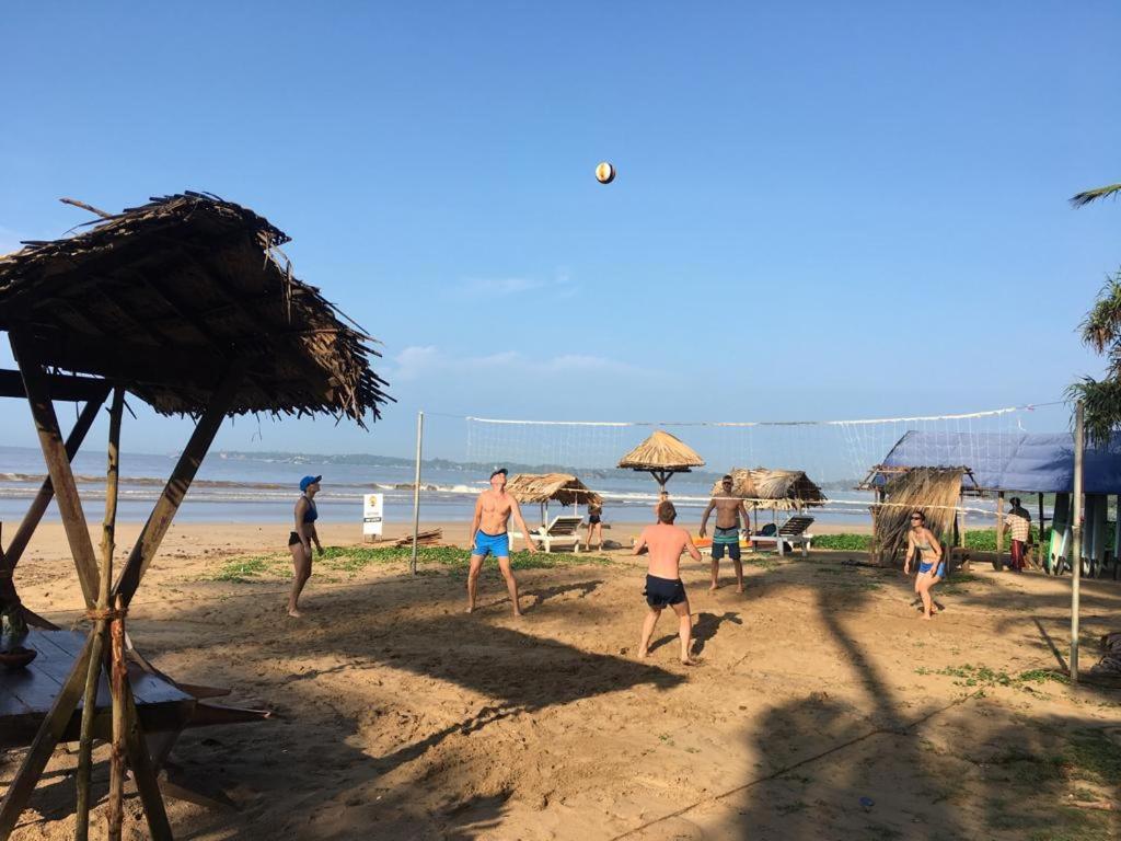 Aussie Swiss Weligama Hotel Kültér fotó